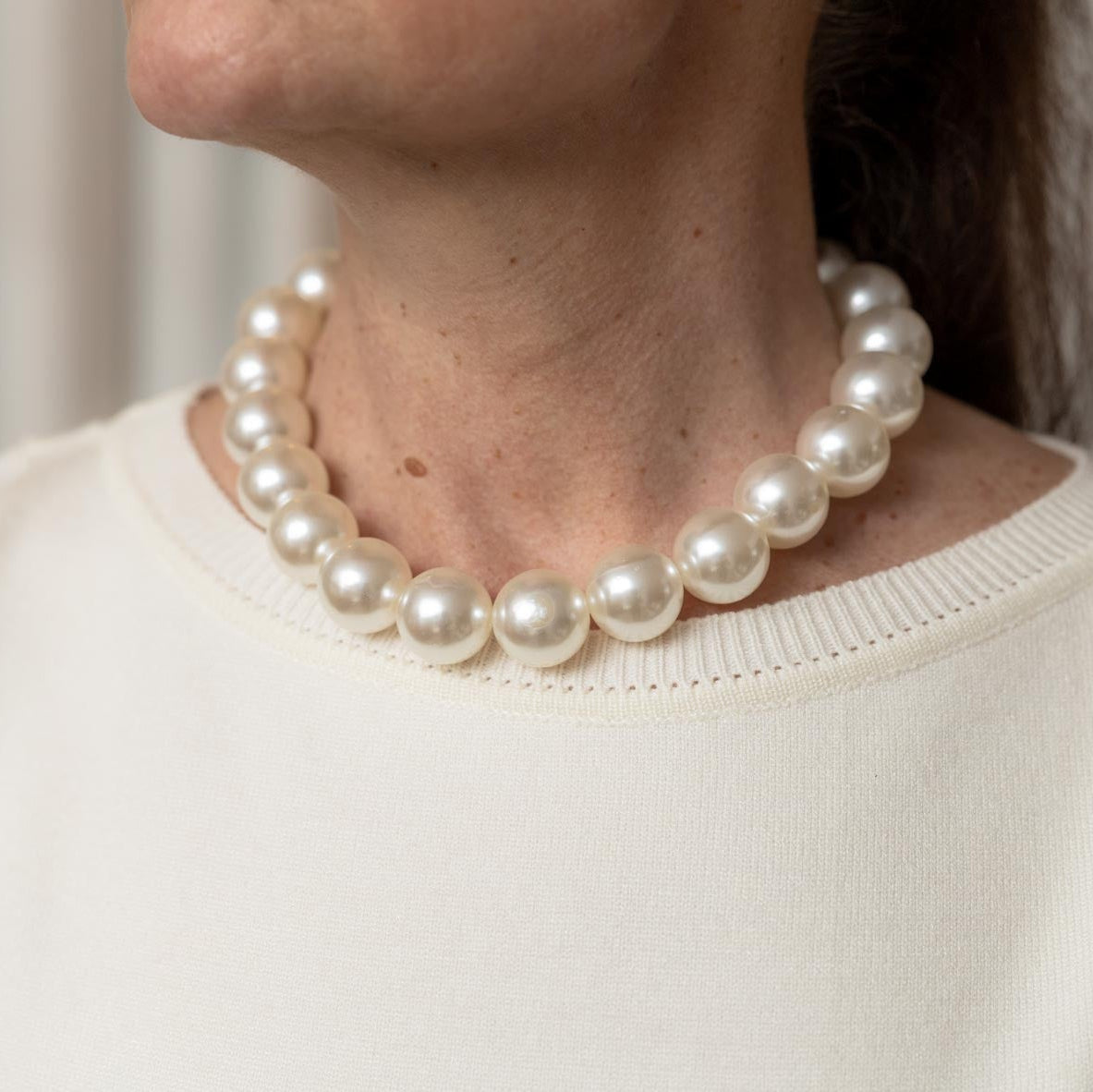 Colar Chanel Blanc