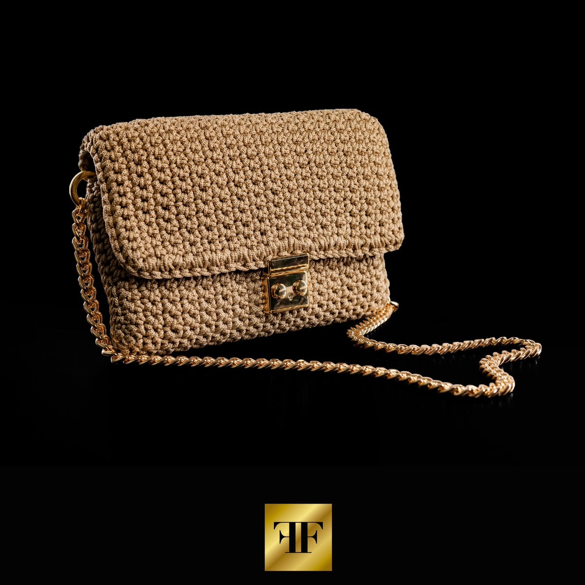 Clutch crochet  Caviar Nude
